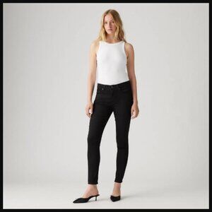 Levi's Jeans 721 High Rise Skinny Women’s Jeans Shade Soft Black Size 29 / 30